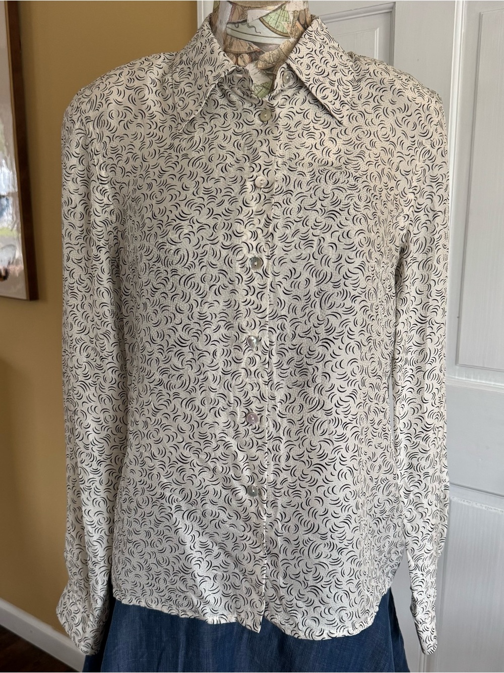 August Silk Vintage Silk Button Up Blouse Size 6